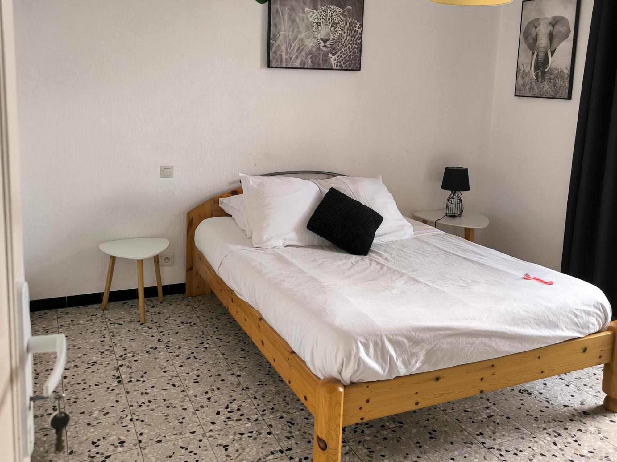 Chambre Double Avec Piscine Proche De Perpignan Rivesaltes Bagian luar foto